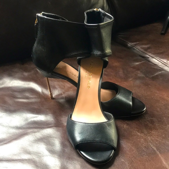 Kurt Geiger Bailey Leather Heel Sandal - Picture 5 of 5